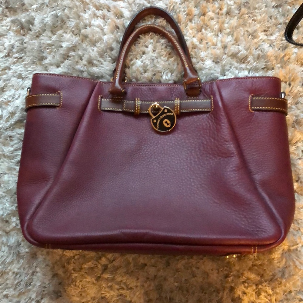 !!NWOT!! Dooney and Bourke bag